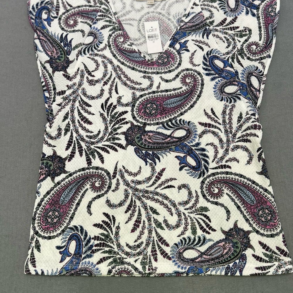 Women’s LOFT Blue Red Paisley Vest Size M Great Deal
